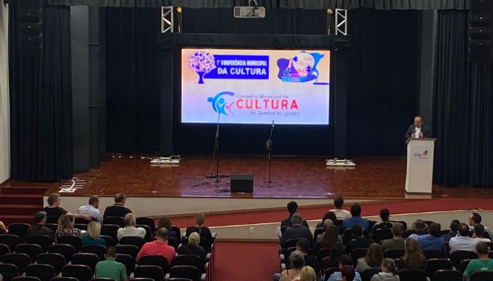 1ª Conferência de Cultura de Quedas do Iguaçu reúne conselho no Centro de Cultura